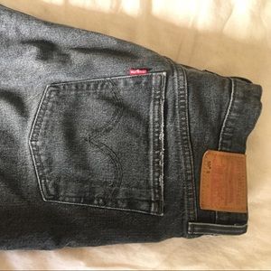 Levi’s 501 -  Faded Black Crop Jeans